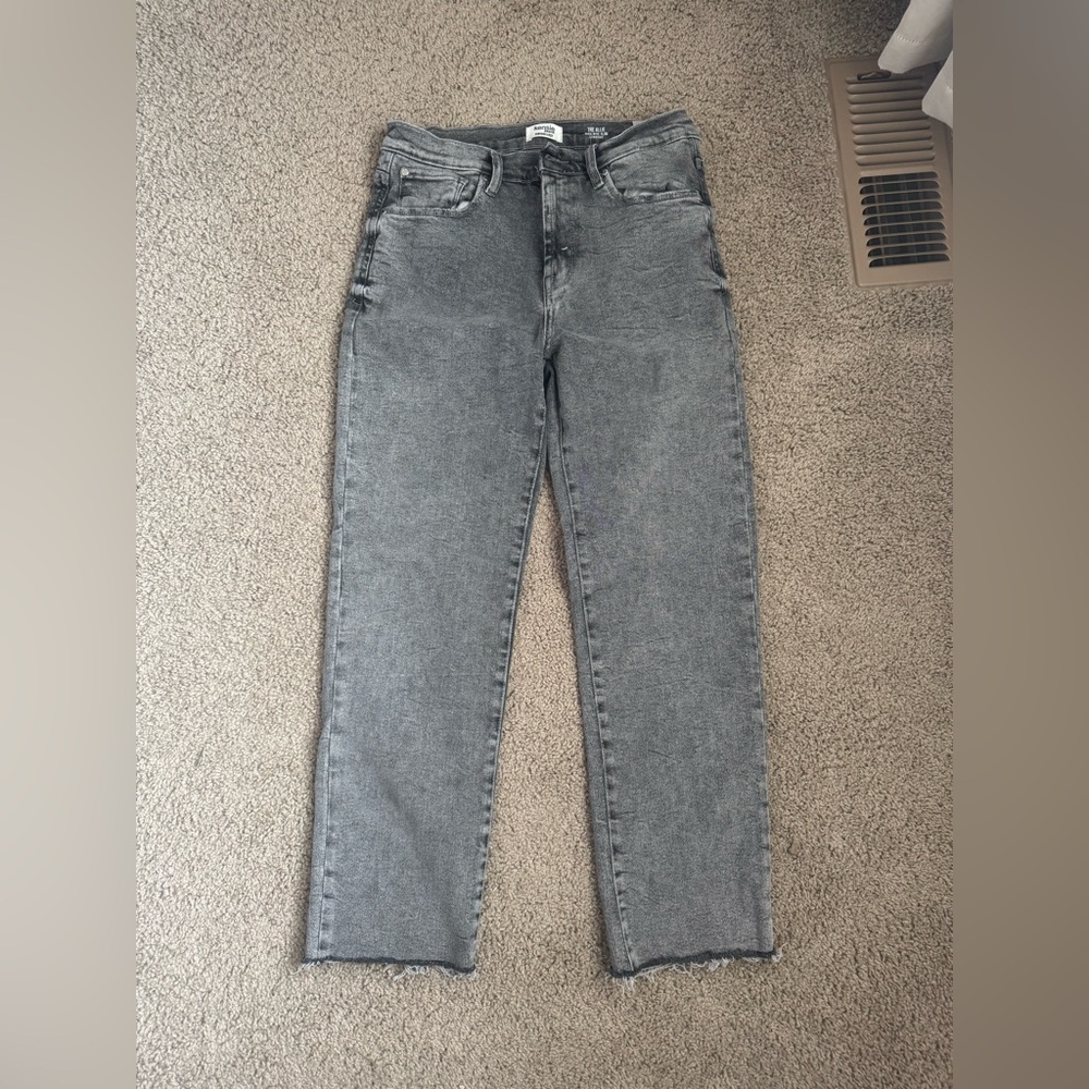 Kensie Gray Straight Jeans with Subtle Texture